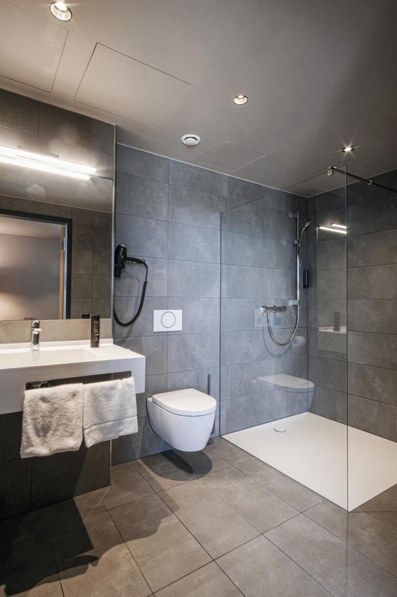 Riku Hotel Göppingen Eksteriør bilde